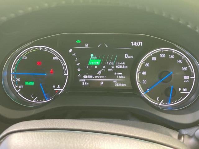 ハリアーハイブリッド Ｚレザーパッケージ　新品タイヤ／ＪＢＬ／保証書／ディスプレイオーディオ＋ナビ１２．３インチ／デジタルインナーミラー／衝突安全装置／シートエアコン／パノラミックビューモニター／車線逸脱防止支援システム／シート　合皮　禁煙車（14枚目）