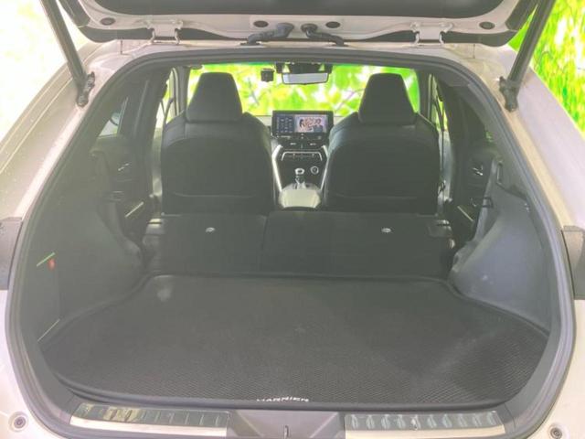 ハリアーハイブリッド Ｚレザーパッケージ　新品タイヤ／ＪＢＬ／保証書／ディスプレイオーディオ＋ナビ１２．３インチ／デジタルインナーミラー／衝突安全装置／シートエアコン／パノラミックビューモニター／車線逸脱防止支援システム／シート　合皮　禁煙車（20枚目）