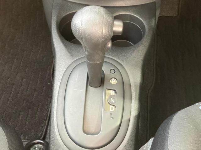 ノート Ｘ　新品タイヤ／保証書／純正　ＳＤナビ／ＥＴＣ／ＥＢＤ付ＡＢＳ／アイドリングストップ／バックモニター／フルセグＴＶ／エアバッグ　運転席／エアバッグ　助手席／パワーウインドウ／キーレスエントリー　記録簿（18枚目）