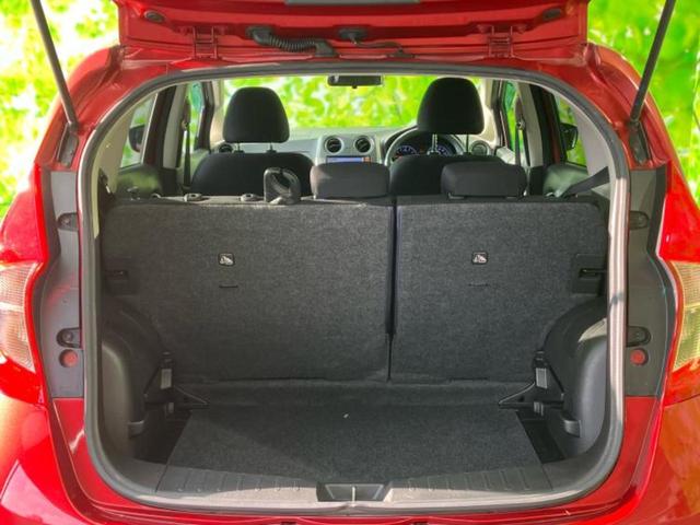 ノート Ｘ　新品タイヤ／保証書／純正　ＳＤナビ／ＥＴＣ／ＥＢＤ付ＡＢＳ／アイドリングストップ／バックモニター／フルセグＴＶ／エアバッグ　運転席／エアバッグ　助手席／パワーウインドウ／キーレスエントリー　記録簿（19枚目）