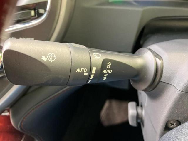 クラウンマジェスタ マジェスタFバージョン 保証書/純正 8インチ メモリーナビ/トヨタセーフティセンス/エアーシート 全席/パノラミックビューモニター/車線逸脱防止支援システム/シート フルレザー/パーキングアシスト バックガイド 革シート(17枚目)