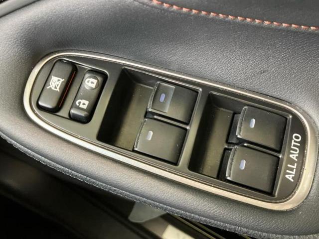 クラウンマジェスタ マジェスタFバージョン 保証書/純正 8インチ メモリーナビ/トヨタセーフティセンス/エアーシート 全席/パノラミックビューモニター/車線逸脱防止支援システム/シート フルレザー/パーキングアシスト バックガイド 革シート(29枚目)