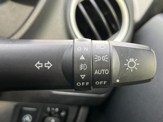 デイズ ハイウェイスターＸ　新品タイヤ／純正　ＳＤナビ／アラウンドビューモニター／パーキングアシスト　バックガイド／ヘッドランプ　ＨＩＤ／ＥＴＣ／ＥＢＤ付ＡＢＳ／アイドリングストップ／フルセグＴＶ　全周囲カメラ　ワンオーナー（17枚目）