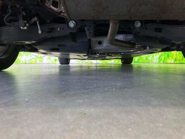 プリウス A 新品タイヤ/保証書/純正 SDナビ/スマートアシスト(トヨタ・ダイハツ)/車線逸脱防止支援システム/パーキングアシスト 自動操舵/ヘッドランプ LED/Bluetooth接続/ETC バックカメラ(44枚目)