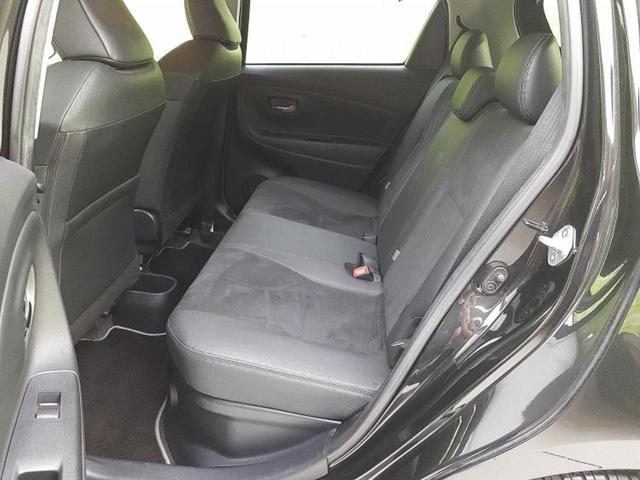 ヴィッツ ハイブリッドＧＲスポーツ　保証書／社外　９インチ　ＳＤナビ／衝突安全装置／シートヒーター／車線逸脱防止支援システム／シート　ハーフレザー／ドライブレコーダー　社外／ヘッドランプ　ＬＥＤ／ＵＳＢジャック　衝突被害軽減システム（7枚目）
