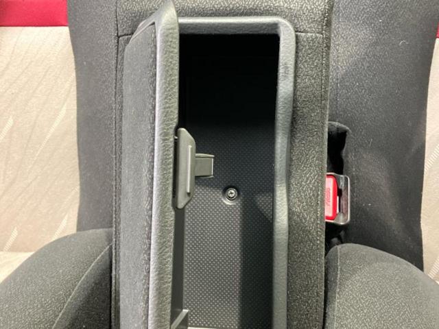 パッソ モーダS 新品タイヤ/純正 SDナビ/衝突安全装置/車線逸脱防止支援システム/ヘッドランプ LED/Bluetooth接続/ETC/EBD付ABS/横滑り防止装置/アイドリングストップ/バックモニター(33枚目)