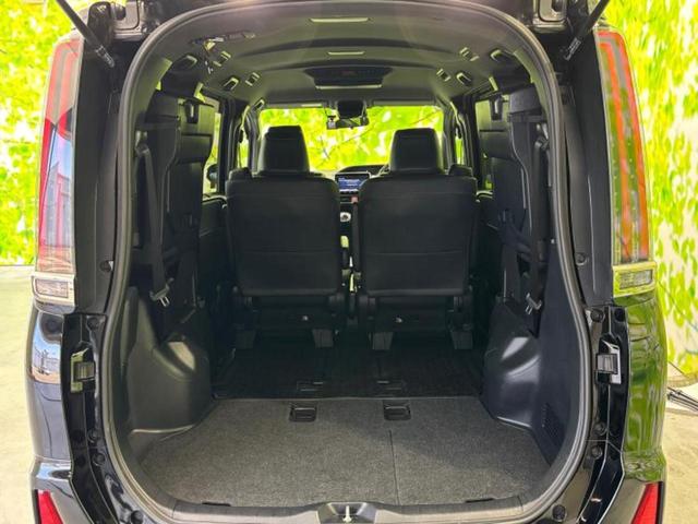 ノア ハイブリッドＳｉダブルバイビー３　保証書／純正　９インチ　ＳＤナビ／フリップダウンモニター／衝突安全装置／両側電動スライドドア／シートヒーター／車線逸脱防止支援システム／シート　ハーフレザー／ドライブレコーダー　前後　バックカメラ（21枚目）