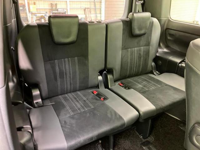 エスクァイア Ｇｉプレミアムパッケージブラックテーラード　新品タイヤ／社外　９インチ　ＳＤナビ／フリップダウンモニター／トヨタセーフティセンス／シートヒーター　前席／車線逸脱防止支援システム／シート　ハーフレザー／ドライブレコーダー　前後　バックカメラ（6枚目）