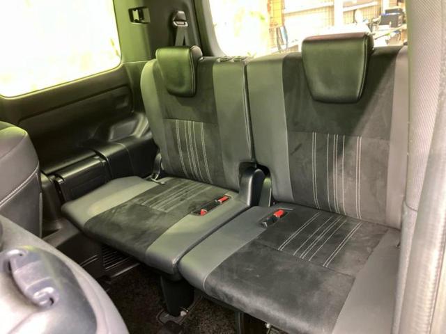 エスクァイア Ｇｉプレミアムパッケージブラックテーラード　新品タイヤ／社外　９インチ　ＳＤナビ／フリップダウンモニター／トヨタセーフティセンス／シートヒーター　前席／車線逸脱防止支援システム／シート　ハーフレザー／ドライブレコーダー　前後　バックカメラ（19枚目）