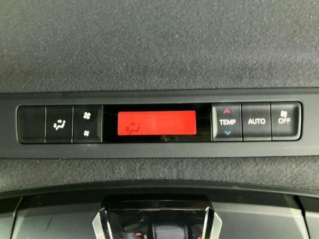 エスクァイア Ｇｉプレミアムパッケージブラックテーラード　新品タイヤ／社外　９インチ　ＳＤナビ／フリップダウンモニター／トヨタセーフティセンス／シートヒーター　前席／車線逸脱防止支援システム／シート　ハーフレザー／ドライブレコーダー　前後　バックカメラ（43枚目）