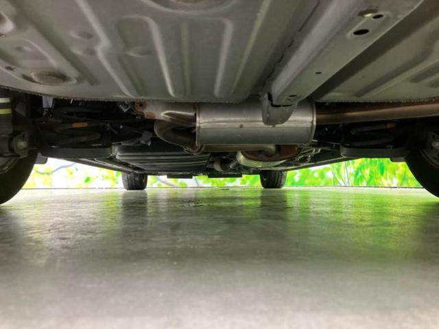 エスクァイア Ｇｉプレミアムパッケージブラックテーラード　新品タイヤ／社外　９インチ　ＳＤナビ／フリップダウンモニター／トヨタセーフティセンス／シートヒーター　前席／車線逸脱防止支援システム／シート　ハーフレザー／ドライブレコーダー　前後　バックカメラ（48枚目）