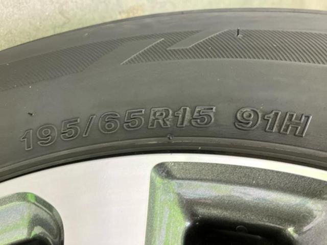 エスクァイア Ｇｉプレミアムパッケージブラックテーラード　新品タイヤ／社外　９インチ　ＳＤナビ／フリップダウンモニター／トヨタセーフティセンス／シートヒーター　前席／車線逸脱防止支援システム／シート　ハーフレザー／ドライブレコーダー　前後　バックカメラ（53枚目）