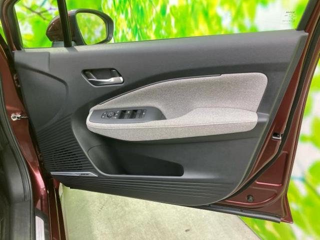 オーラ Ｇレザーエディション　新品タイヤ／保証書／純正　９インチ　メモリーナビ／インテリジェントルームミラー／エマージェンシーブレーキ／シートヒーター　前席／アラウンドビューモニター／車線逸脱防止支援システム／シート　フルレザー（22枚目）