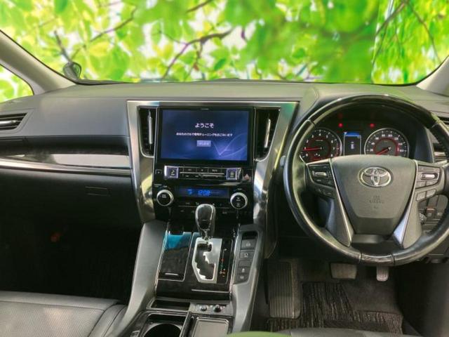 アルファード Ｓ　Ｃパッケージ　新品タイヤ／サンルーフ／純正エアロ／保証書／社外　１１インチ　ＳＤナビ／フリップダウンモニター　社外　１２．８インチ／デジタルインナーミラー／両側電動スライドドア／シート　合皮／電動バックドア　ＥＴＣ（4枚目）