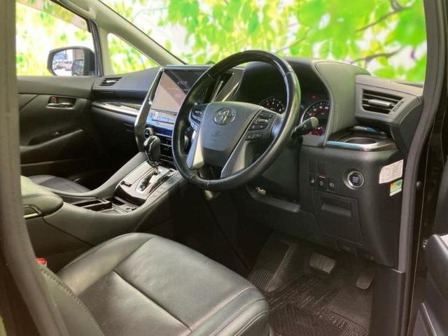 アルファード Ｓ　Ｃパッケージ　新品タイヤ／サンルーフ／純正エアロ／保証書／社外　１１インチ　ＳＤナビ／フリップダウンモニター　社外　１２．８インチ／デジタルインナーミラー／両側電動スライドドア／シート　合皮／電動バックドア　ＥＴＣ（5枚目）