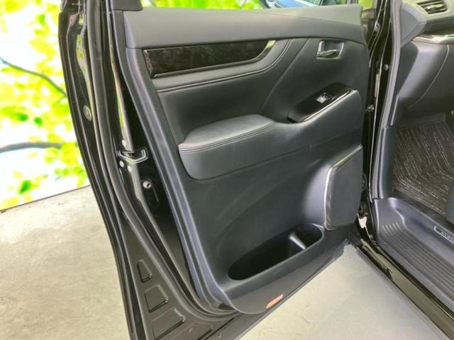 アルファード Ｓ　Ｃパッケージ　新品タイヤ／サンルーフ／純正エアロ／保証書／社外　１１インチ　ＳＤナビ／フリップダウンモニター　社外　１２．８インチ／デジタルインナーミラー／両側電動スライドドア／シート　合皮／電動バックドア　ＥＴＣ（21枚目）