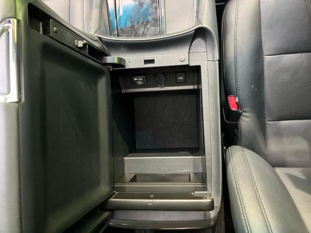 ＷＥＣＡＲＳでは各商談席に大型モニターをご用意しております！見やすい大画面でゆったりと全国の在庫をご覧いただけます！是非ご来店お待ちしております！