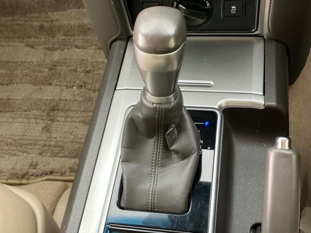 国産車から輸入車まで多様なお客様のニーズのお応えできるように、全国規模で豊富な在庫展開！車のことならＷＥＣＡＲＳへ！