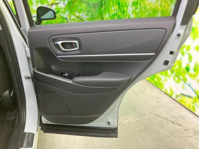 ヴェゼル eHEV Z 純正 9インチ SDナビ/衝突安全装置/シートヒーター/車線逸脱防止支援システム/シート ハーフレザー/電動バックドア/ヘッドランプ LED/Bluetooth接続/ETC/EBD付ABS DVD再生(24枚目)