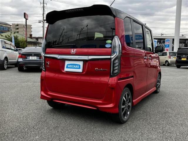 N-BOXカスタム G・EXホンダセンシング 新品タイヤ/純正 SDナビ/ホンダセンシング/両側電動スライドドア/ドライブレコーダー 純正/ヘッドランプ LED/USBジャック/Bluetooth接続/ETC/バックモニター/フルセグTV(3枚目)