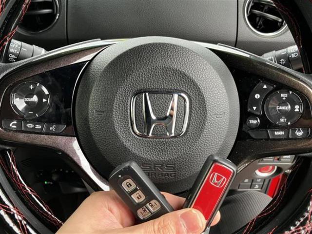 N-BOXカスタム G・EXホンダセンシング 新品タイヤ/純正 SDナビ/ホンダセンシング/両側電動スライドドア/ドライブレコーダー 純正/ヘッドランプ LED/USBジャック/Bluetooth接続/ETC/バックモニター/フルセグTV(17枚目)