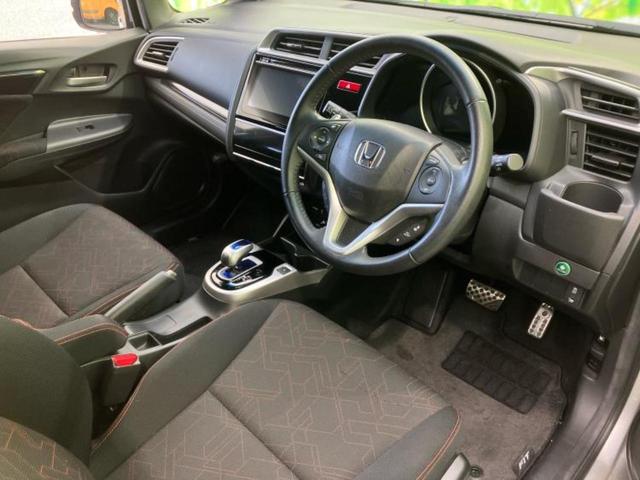 フィットハイブリッド ハイブリッド・Sパッケージ 保証書/純正 SDナビ/パーキングアシスト バックガイド/ドライブレコーダー 前後/ヘッドランプ LED/USBジャック/Bluetooth接続/HDMI接続/ETC/EBD付ABS バックカメラ(5枚目)