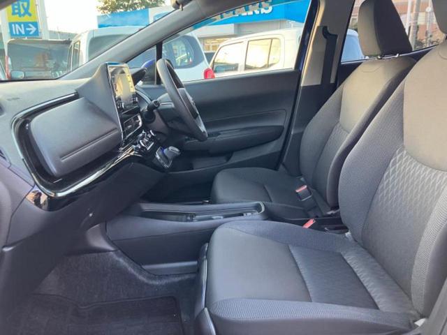 アクア X 新品タイヤ/保証書/ディスプレイオーディオ+ナビ/トヨタセーフティセンス/シートヒーター 前席/パノラミックビューモニター/車線逸脱防止支援システム/ドライブレコーダー 前後 衝突被害軽減システム(6枚目)