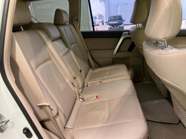 ランドクルーザープラド 4WD TX Lパッケージ 新品タイヤ/サンルーフ/保証書/純正 9インチ SDナビ/シートヒーター/シート フルレザー/ヘッドランプ LED/ETC/EBD付ABS/横滑り防止装置/フルセグTV/エアバッグ 運転席 革シート(6枚目)