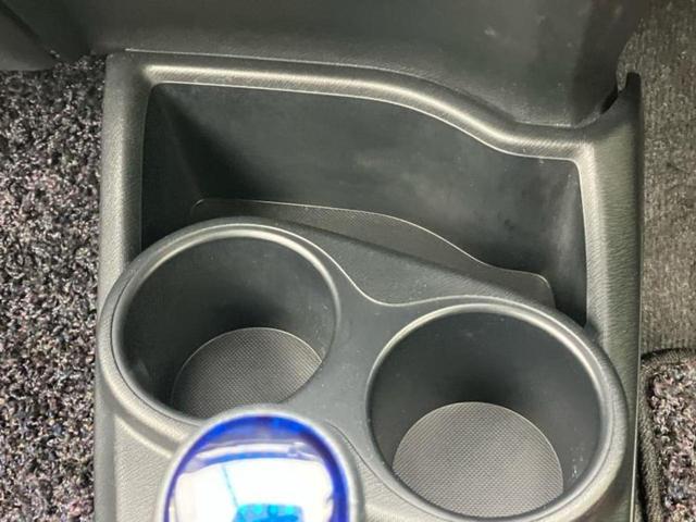 アクア G 純正 SDナビ/ヘッドランプ LED/Bluetooth接続/ETC/EBD付ABS/横滑り防止装置/アイドリングストップ/フルセグTV/エアバッグ 運転席/エアバッグ 助手席 LEDヘッドランプ(32枚目)