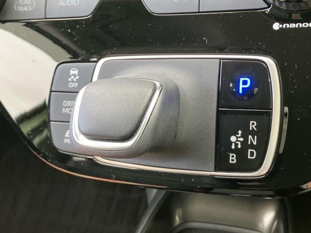 アクア Ｚ　新品タイヤ／ディスプレイオーディオ＋ナビ１０インチ／衝突安全装置／シートヒーター　前席／パノラミックビューモニター／車線逸脱防止支援システム／シート　ハーフレザー／ヘッドランプ　ＬＥＤ　全周囲カメラ（18枚目）