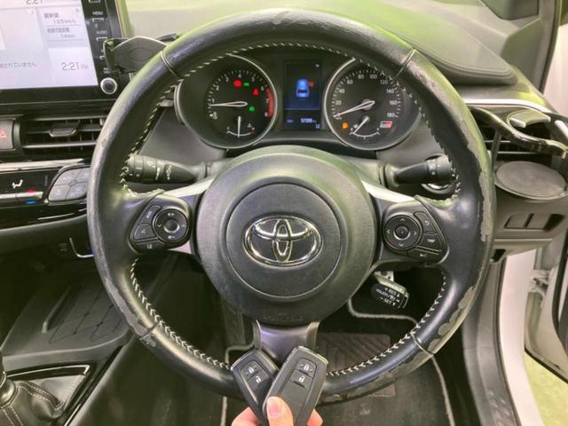 Ｃ－ＨＲ Ｓ－Ｔ　ＧＲスポーツ　新品タイヤ／ディスプレイオーディオ／トヨタセーフティセンス／パノラミックビューモニター／車線逸脱防止支援システム／ヘッドランプ　ＬＥＤ／Ｂｌｕｅｔｏｏｔｈ接続／ＥＴＣ／横滑り防止装置／ターボ（12枚目）