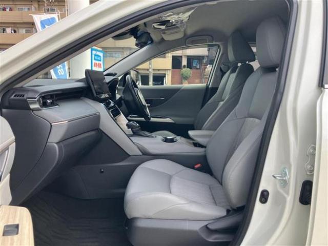 ハリアー Ｚ　新品タイヤ／純正エアロ／ＪＢＬ／保証書／純正　ＳＤナビ／デジタルインナーミラー／衝突安全装置／車線逸脱防止支援システム／シート　ハーフレザー／電動バックドア／ヘッドランプ　ＬＥＤ　衝突被害軽減システム（6枚目）