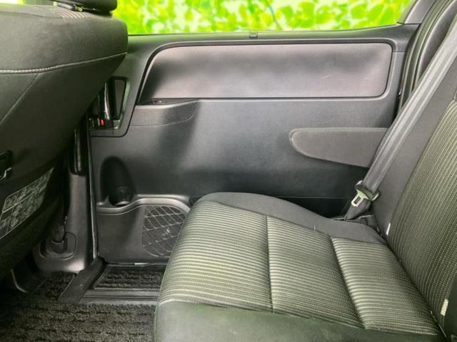 ヴォクシー ＺＳキラメキ　新品タイヤ／社外エアロ／保証書／社外　１１インチ　ＳＤナビ／フリップダウンモニター　社外　１２．８インチ／両側電動スライドドア／ヘッドランプ　ＬＥＤ／Ｂｌｕｅｔｏｏｔｈ接続／ＥＴＣ　バックカメラ（24枚目）