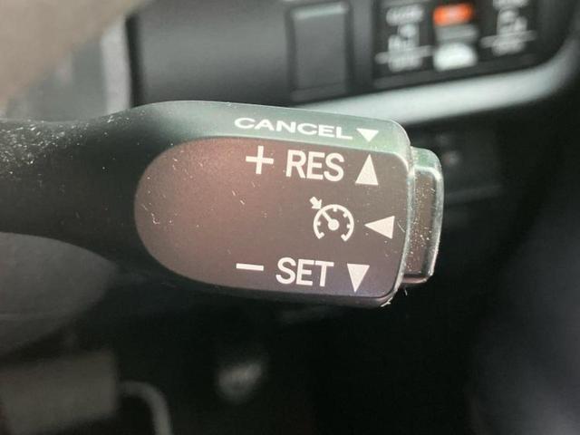 ヴォクシー ＺＳキラメキ　新品タイヤ／社外エアロ／保証書／社外　１１インチ　ＳＤナビ／フリップダウンモニター　社外　１２．８インチ／両側電動スライドドア／ヘッドランプ　ＬＥＤ／Ｂｌｕｅｔｏｏｔｈ接続／ＥＴＣ　バックカメラ（29枚目）