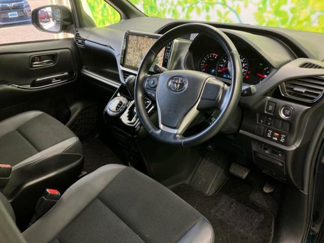 ノア Ｓｉダブルバイビー２　社外　１１インチ　メモリーナビ／フリップダウンモニター　社外　１２．８インチ／トヨタセーフティセンス／両側電動スライドドア／車線逸脱防止支援システム／ヘッドランプ　ＬＥＤ　衝突被害軽減システム　ＥＴＣ（4枚目）