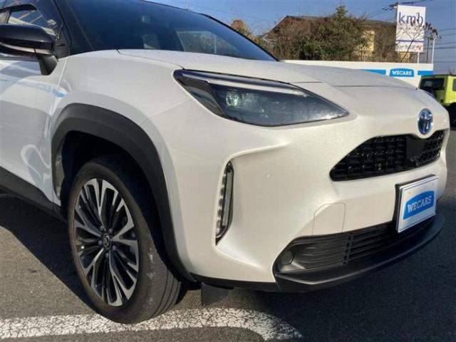 ヤリスクロス ハイブリッドＺ　新品タイヤ／ディスプレイオーディオ８インチ／トヨタセーフティセンス／シートヒーター　前席／パノラミックビューモニター／車線逸脱防止支援システム／シート　ハーフレザー／ヘッドランプ　ＬＥＤ　全周囲カメラ（17枚目）