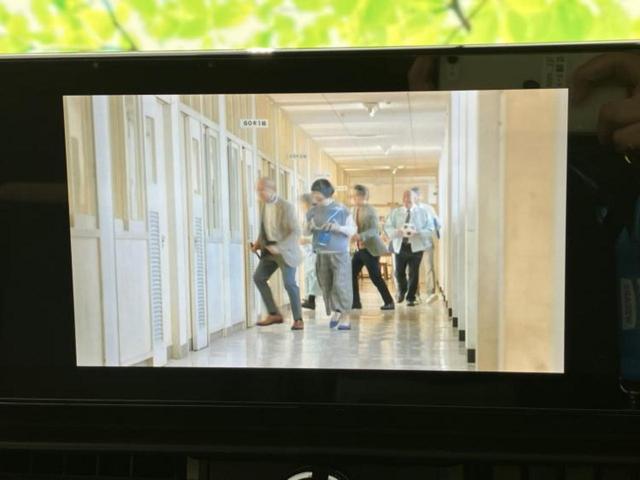 セレナ eパワーハイウェイスターV エアロ/保証書/純正 SDナビ/インテリジェントルームミラー/衝突安全装置/両側電動スライドドア/アラウンドビューモニター/車線逸脱防止支援システム/ヘッドランプ LED/Bluetooth接続(12枚目)