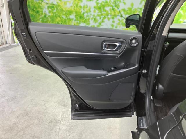 ヴェゼル ｅＨＥＶ　Ｚ　新品タイヤ／保証書／純正　ＳＤナビ／衝突安全装置／シートヒーター　前席／マルチビューカメラシステム／車線逸脱防止支援システム／電動バックドア／ドライブレコーダー　前後／ヘッドランプ　ＬＥＤ　禁煙車（23枚目）