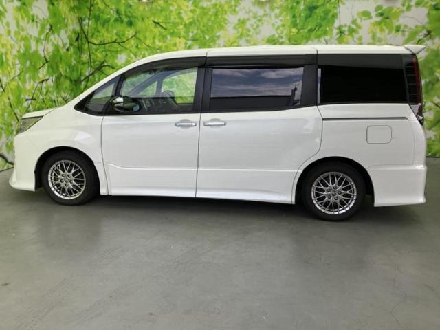 ノア ハイブリッドＳｉダブルバイビー３　保証書／社外　１１インチ　ＳＤナビ／フリップダウンモニター　社外　１２．８インチ／トヨタセーフティセンス／両側電動スライドドア／シートヒーター／車線逸脱防止支援システム／シート　ハーフレザー　ドラレコ（2枚目）