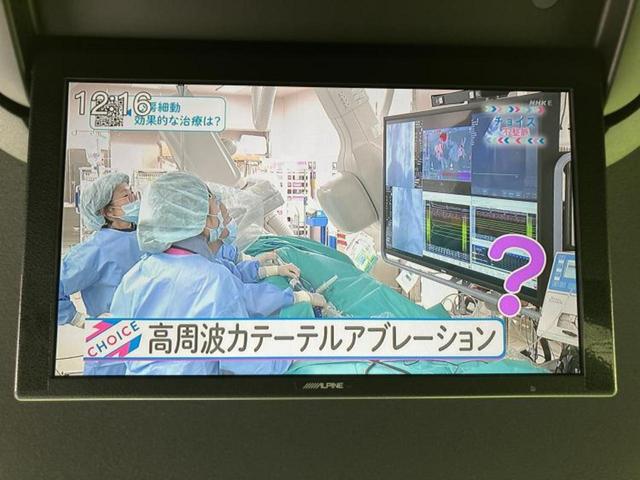 ノア ハイブリッドＳｉダブルバイビー３　保証書／社外　１１インチ　ＳＤナビ／フリップダウンモニター　社外　１２．８インチ／トヨタセーフティセンス／両側電動スライドドア／シートヒーター／車線逸脱防止支援システム／シート　ハーフレザー　ドラレコ（12枚目）