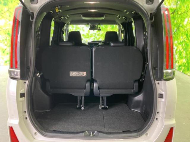 ノア ハイブリッドＳｉダブルバイビー３　保証書／社外　１１インチ　ＳＤナビ／フリップダウンモニター　社外　１２．８インチ／トヨタセーフティセンス／両側電動スライドドア／シートヒーター／車線逸脱防止支援システム／シート　ハーフレザー　ドラレコ（20枚目）