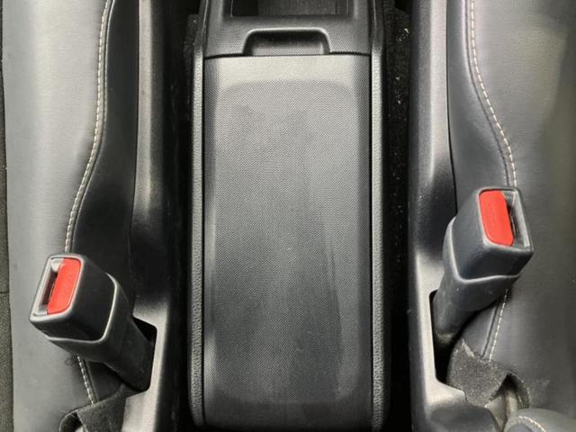 ノア ハイブリッドＳｉダブルバイビー３　保証書／社外　１１インチ　ＳＤナビ／フリップダウンモニター　社外　１２．８インチ／トヨタセーフティセンス／両側電動スライドドア／シートヒーター／車線逸脱防止支援システム／シート　ハーフレザー　ドラレコ（34枚目）