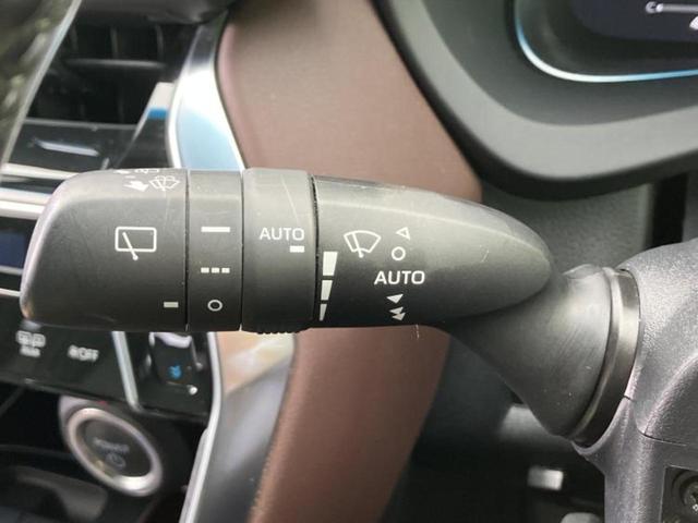 ハリアーハイブリッド Ｚレザーパッケージ　新品タイヤ／保証書／純正　ＳＤナビ／デジタルインナーミラー／衝突安全装置／シートヒーター　前席／パノラミックビューモニター／車線逸脱防止支援システム／シート　合皮／電動バックドア　衝突被害軽減システム（17枚目）