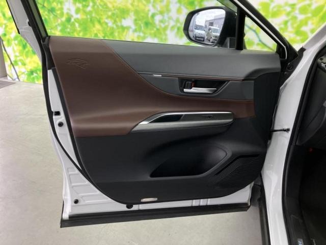 ハリアーハイブリッド Ｚレザーパッケージ　新品タイヤ／保証書／純正　ＳＤナビ／デジタルインナーミラー／衝突安全装置／シートヒーター　前席／パノラミックビューモニター／車線逸脱防止支援システム／シート　合皮／電動バックドア　衝突被害軽減システム（21枚目）