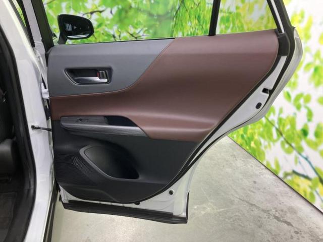 ハリアーハイブリッド Ｚレザーパッケージ　新品タイヤ／保証書／純正　ＳＤナビ／デジタルインナーミラー／衝突安全装置／シートヒーター　前席／パノラミックビューモニター／車線逸脱防止支援システム／シート　合皮／電動バックドア　衝突被害軽減システム（24枚目）