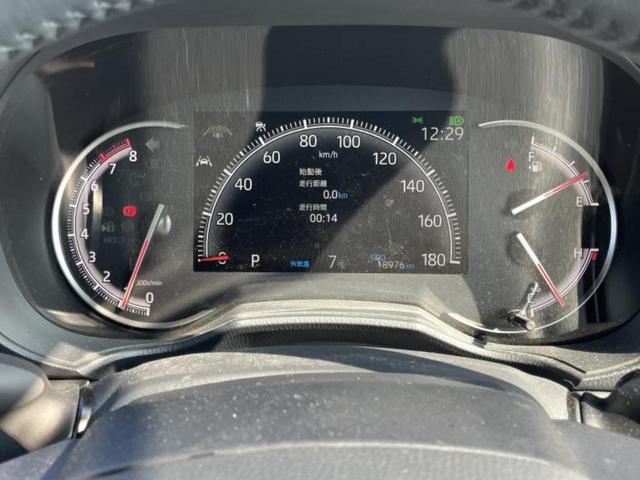 ノア Ｓ－Ｚ　保証書／ディスプレイオーディオ＋ナビ１０インチ／フリップダウンモニター　純正　１４インチ／トヨタセーフティセンス／両側電動スライドドア／シートヒーター　前席／車線逸脱防止支援システム　バックカメラ（13枚目）