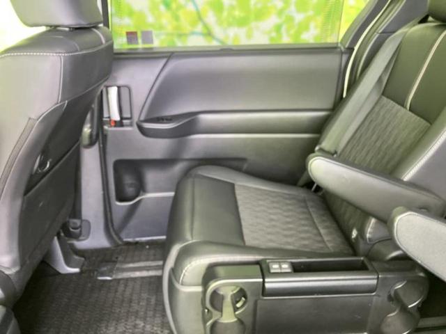 ノア Ｓ－Ｚ　保証書／ディスプレイオーディオ＋ナビ１０インチ／フリップダウンモニター　純正　１４インチ／トヨタセーフティセンス／両側電動スライドドア／シートヒーター　前席／車線逸脱防止支援システム　バックカメラ（25枚目）