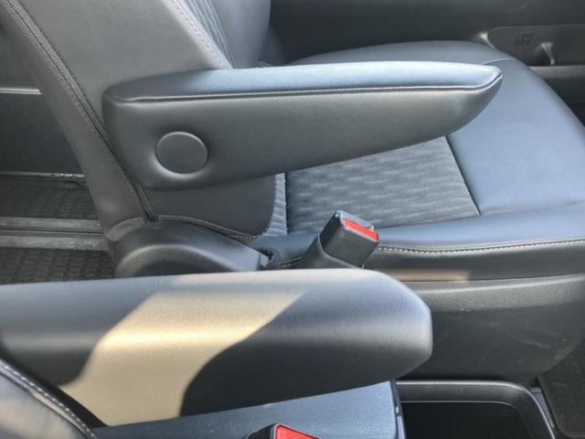 ノア Ｓ－Ｚ　保証書／ディスプレイオーディオ＋ナビ１０インチ／フリップダウンモニター　純正　１４インチ／トヨタセーフティセンス／両側電動スライドドア／シートヒーター　前席／車線逸脱防止支援システム　バックカメラ（32枚目）