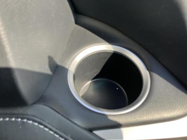 ノア Ｓ－Ｚ　保証書／ディスプレイオーディオ＋ナビ１０インチ／フリップダウンモニター　純正　１４インチ／トヨタセーフティセンス／両側電動スライドドア／シートヒーター　前席／車線逸脱防止支援システム　バックカメラ（36枚目）