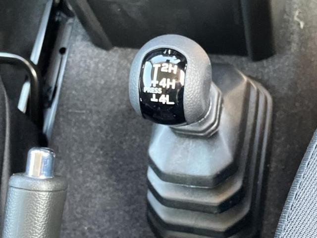 ジムニー ４ＷＤ　ＸＣ　保証書／衝突安全装置／シートヒーター　前席／車線逸脱防止支援システム／ヘッドランプ　ＬＥＤ／ＡＢＳ／横滑り防止装置／禁煙車／エアバッグ　運転席／エアバッグ　助手席／エアバッグ　サイド　ワンオーナー（18枚目）